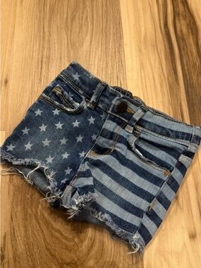 Baby girls Old Navy Blue Stripes & Stars Patriotic Denim Cut off Jeans 12-18 mo